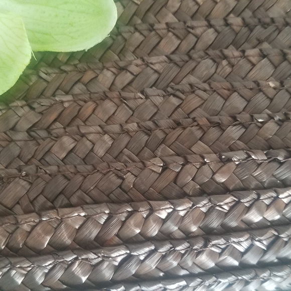 Brown basket weave tropical clutch purse - Picture 3 of 6